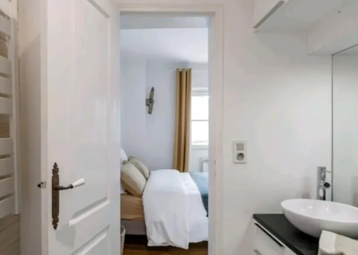 Le Clos St Georges شقة *